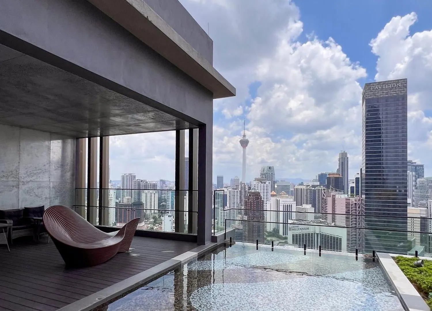 Infinity Pool Kl View Axon Residence Bukit Bintang Iconique Kuala Lumpur Malezja